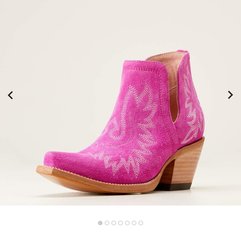 Pink Ariat Dixon booties